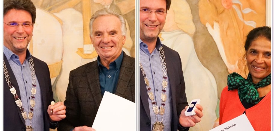 Bürgermeister Christoph Glogger verleiht Roland Krauß die Ehrennadel in Gold | Kamala Bott erhält die Ehrennadel in Silber